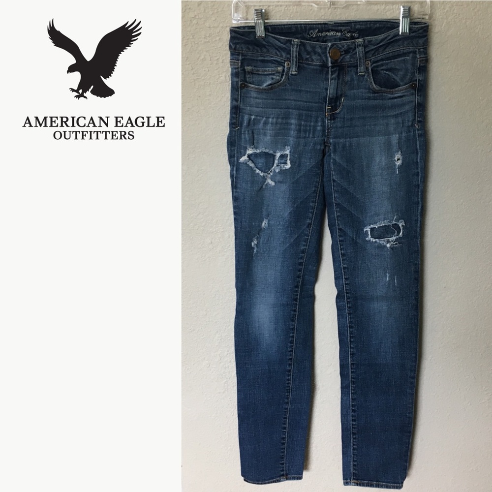 AEO Distressed Super Stretch Skinny Jeans Size 4